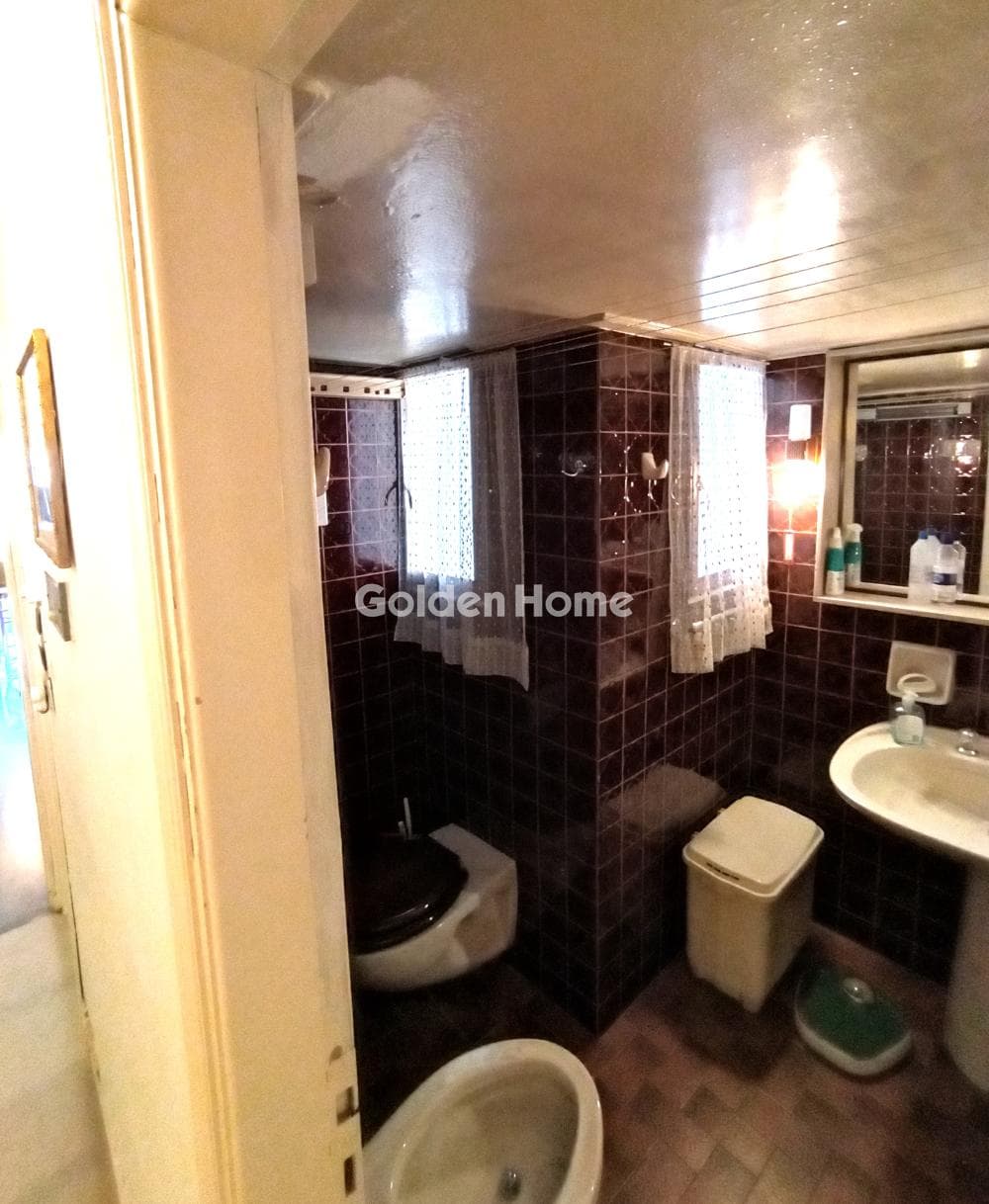 Apartment in Politechnioupoli, Zografou — Photo 8 of 17