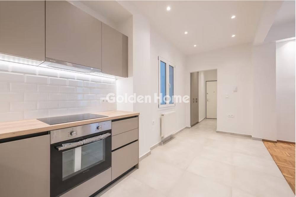 Apartment in Neo Pagkrati, Vironas — Photo 1 of 20