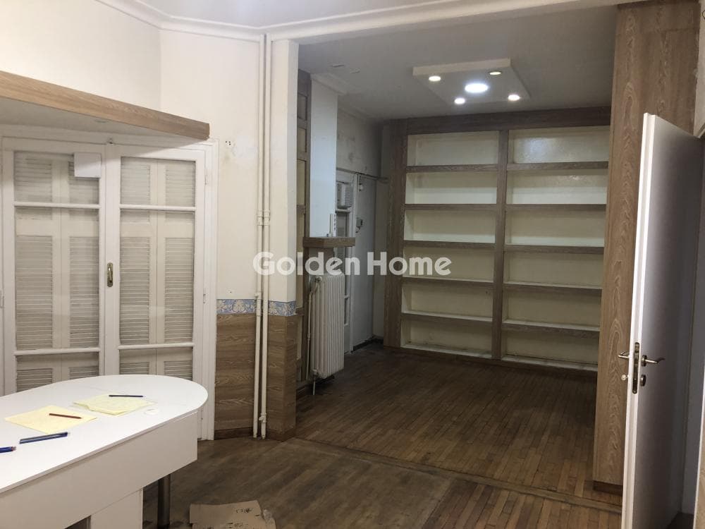 Apartment in Politechneio, Exarchia - Neapoli — Photo 9 of 28