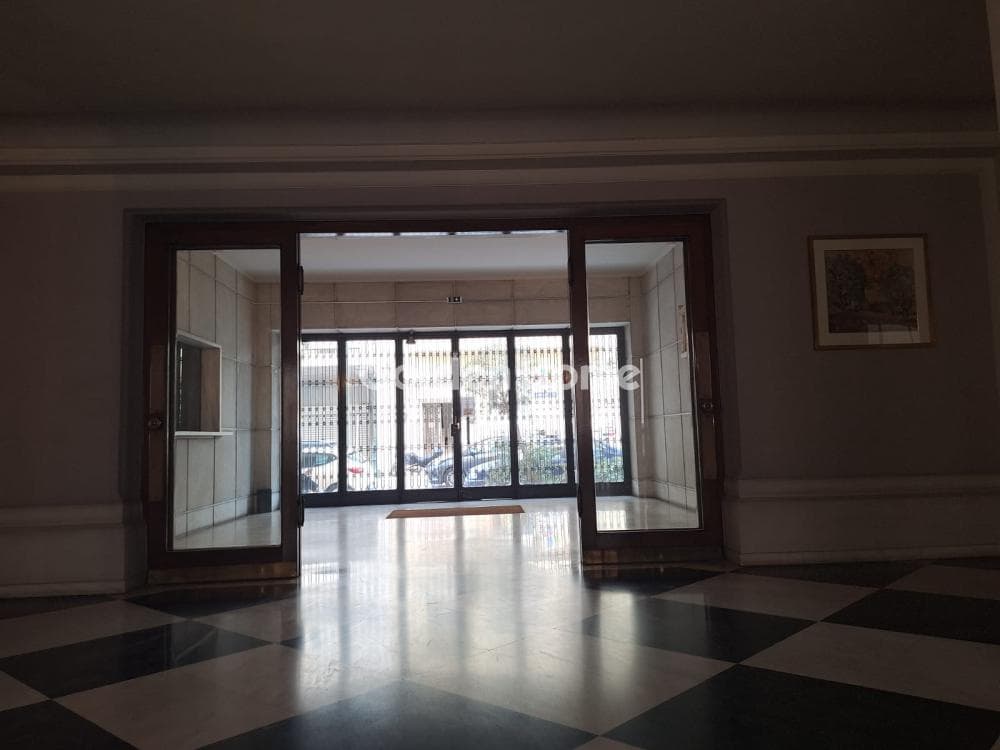 Office in Palia Vouli, Kentro — Photo 2 of 14