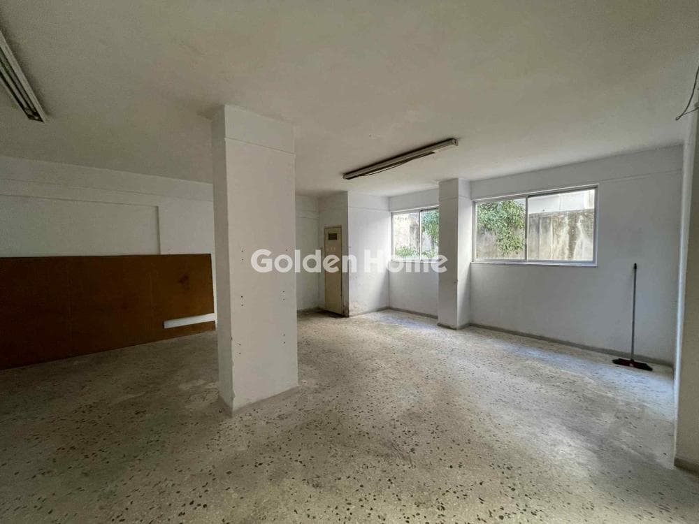Κατάστημα στην Βέργα, Αττική — Φωτογραφία 15 από 19