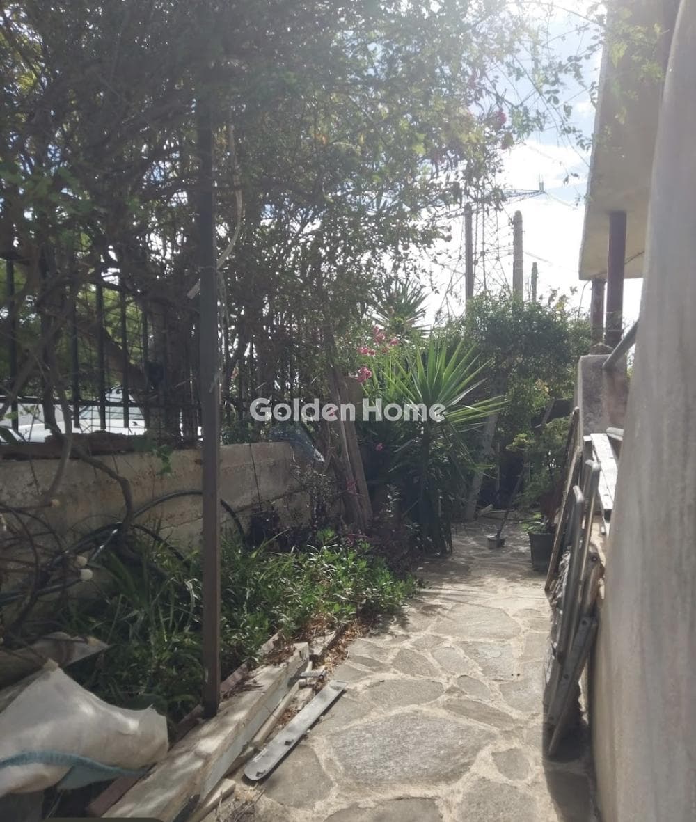 House in Panorama Mikrolimanou, Lavrio — Photo 1 of 13