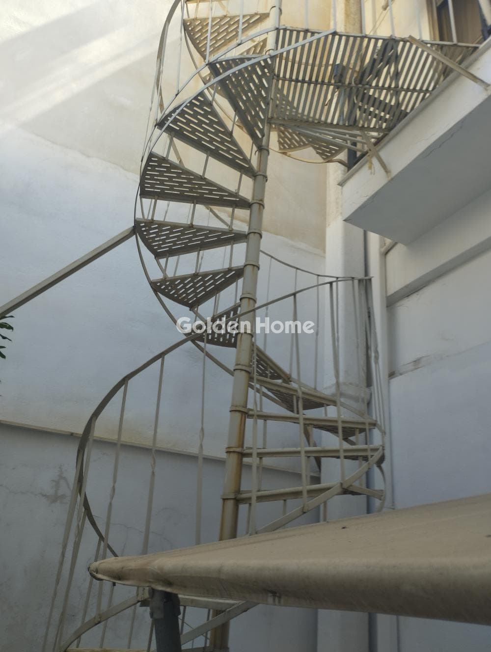 Apartment in Agios Ioannis Chrisostomos, Nikaia — Photo 11 of 12