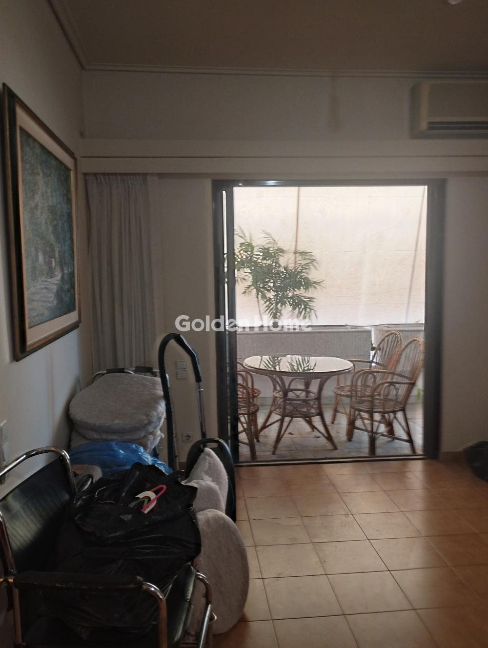 Apartment in Agios Ioannis Chrisostomos, Nikaia — Photo 4 of 25