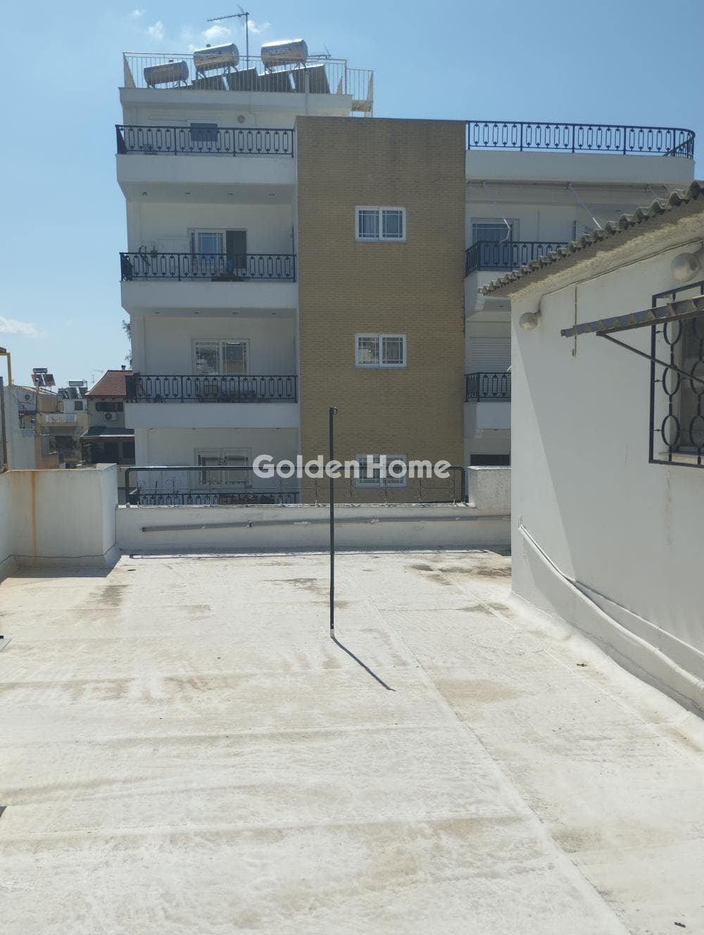 Apartment in Agios Ioannis Chrisostomos, Nikaia — Photo 19 of 25