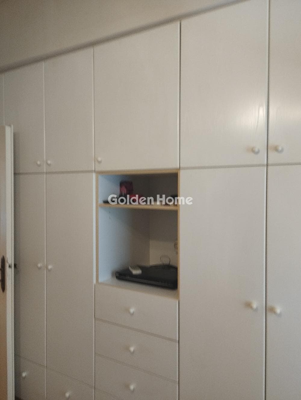 Apartment in Agios Ioannis Chrisostomos, Nikaia — Photo 2 of 12