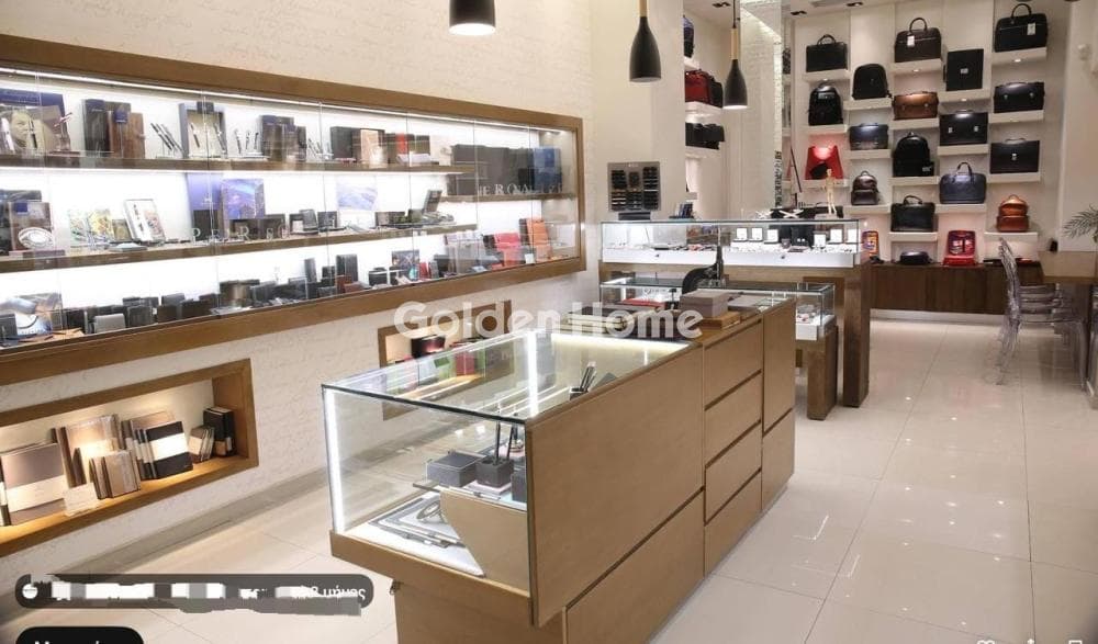 Retail Store in Pirnari, Glyfada — Photo 2 of 11