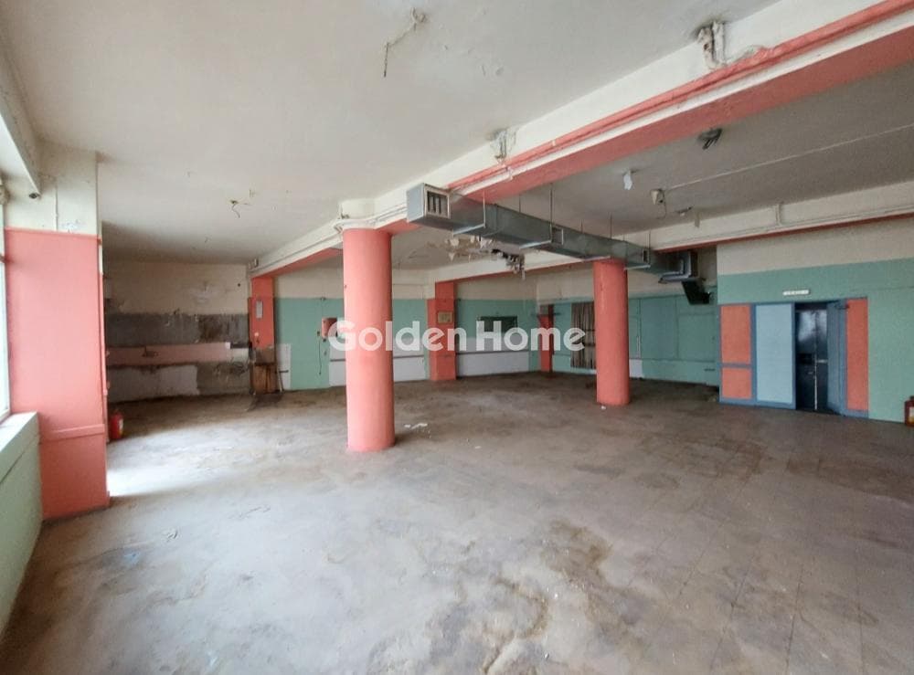 Retail Store in Kato Ilisia, Ilisia — Photo 1 of 6