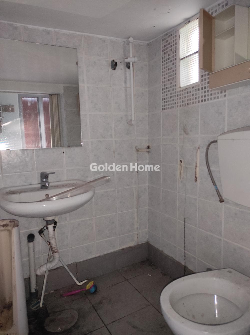 Apartment in Aspra Chomata, Nikaia — Photo 12 of 12