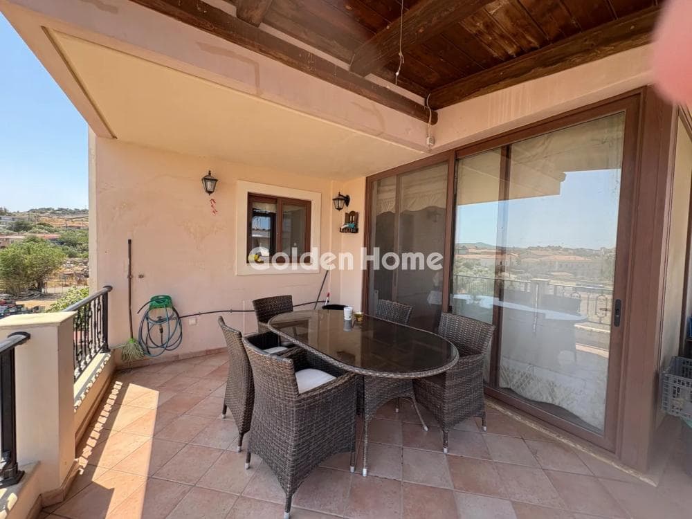 House in Ano Thoriko, Lavrio — Photo 1 of 14