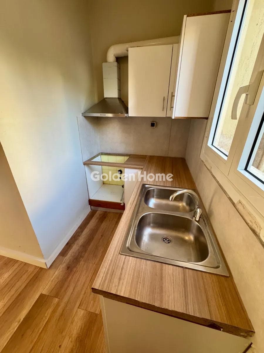 Apartment in Stathmos Larisis, Kolonos - Kolokinthous — Photo 5 of 12