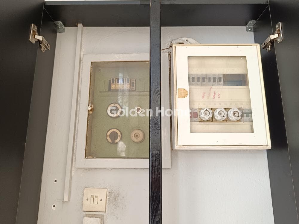 Retail Store in Near East, Kaisariani — Photo 12 of 12