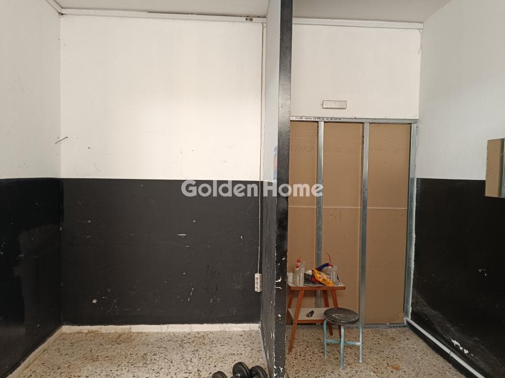 Retail Store in Near East, Kaisariani — Photo 9 of 12