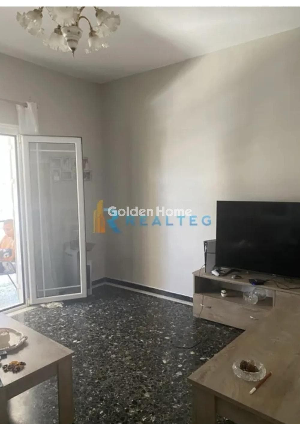 Apartment in Oikismos Kokkino Limanaki, Rafina — Photo 1 of 14