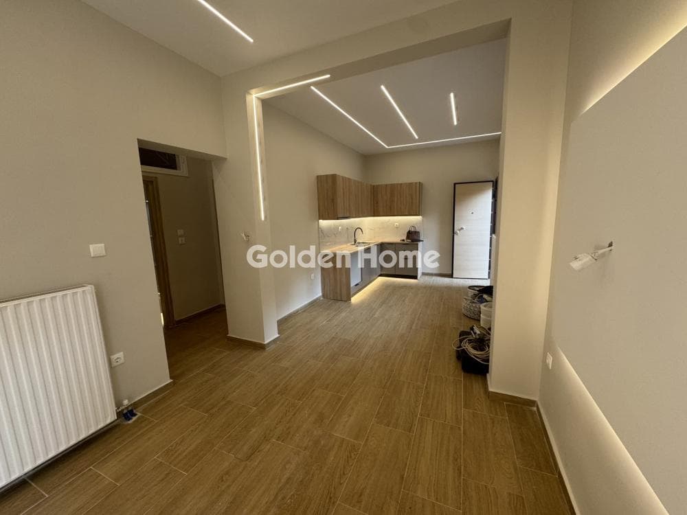 Apartment in Amfiali, Keratsini — Photo 6 of 18