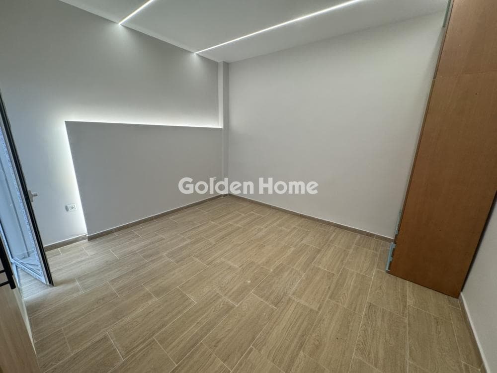 Apartment in Amfiali, Keratsini — Photo 15 of 18