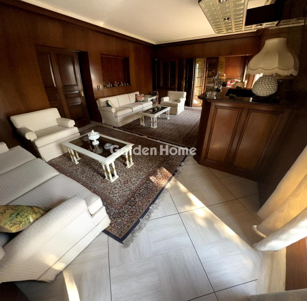 House in Kareas, Vironas — Photo 2 of 24