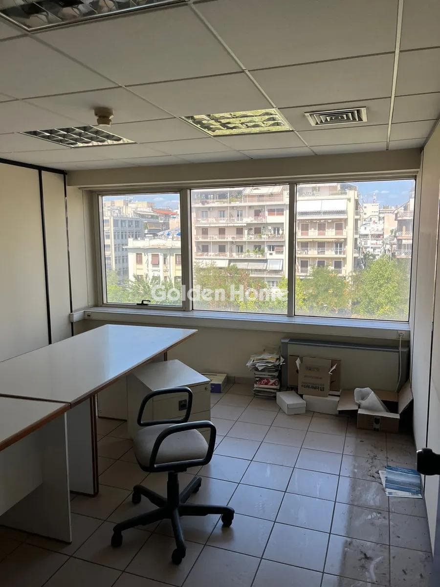 Γραφείο στην Πλατεία Κάνιγγος, Εξάρχεια - Νεάπολη — Φωτογραφία 1 από 11