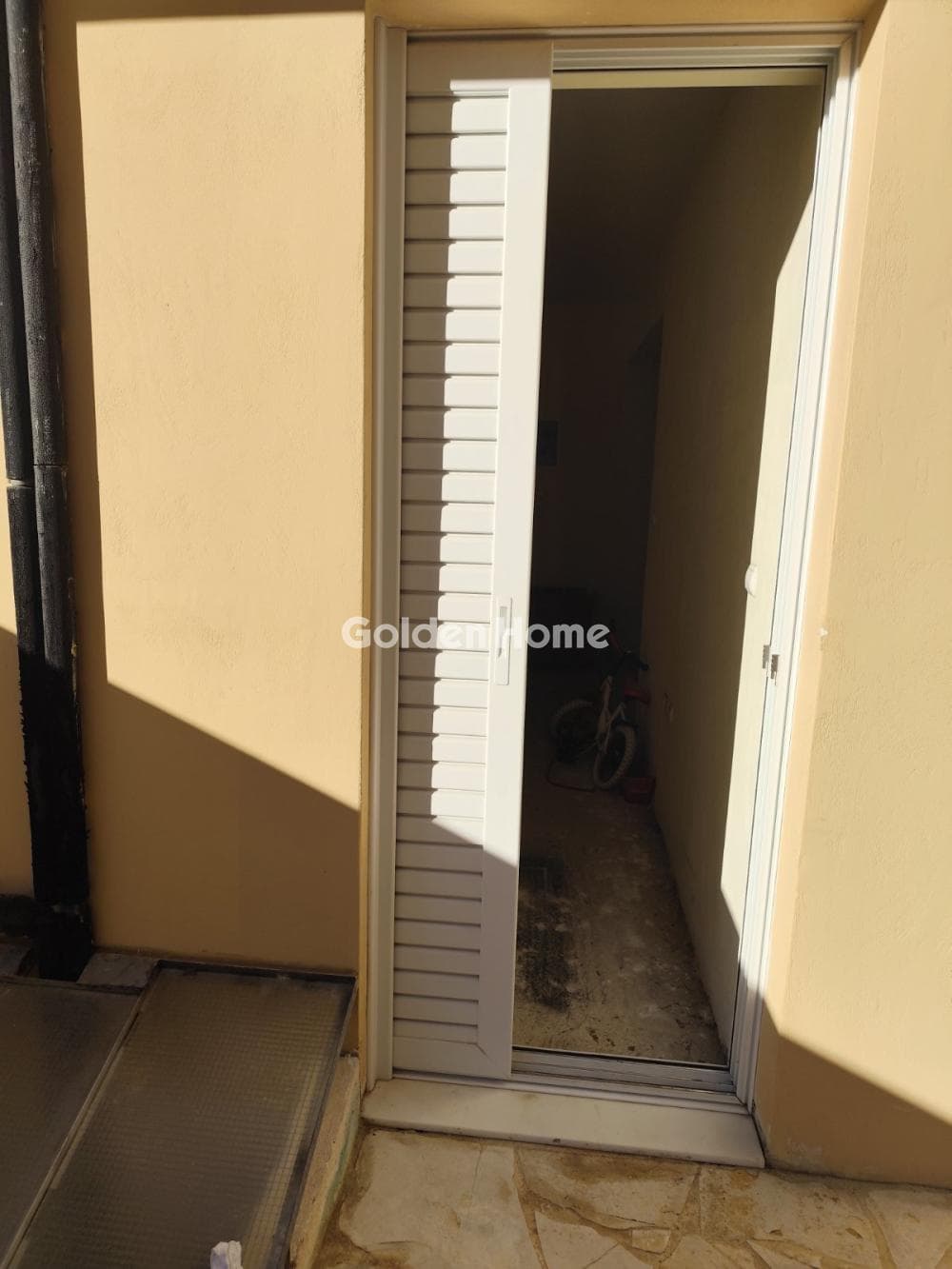 Apartment in Kokkinovrachos, Keratsini — Photo 8 of 17