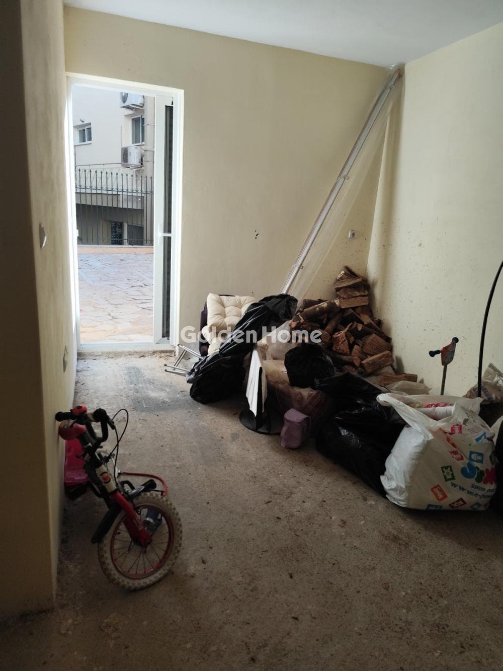Apartment in Kokkinovrachos, Keratsini — Photo 12 of 17