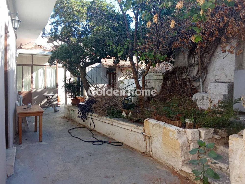 Οικόπεδο στην Παλαιά Κοκκινιά, Πειραιάς — Φωτογραφία 1 από 2