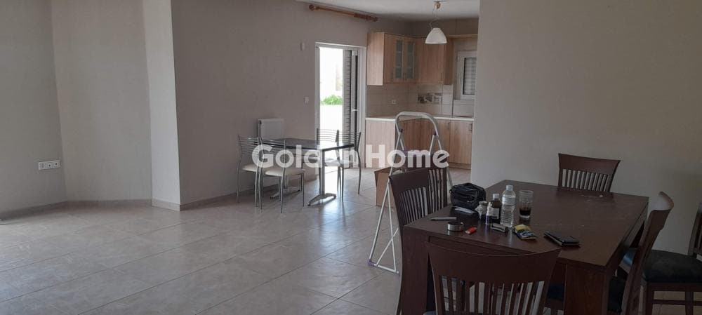 Apartment in Center, Markopoulo — Photo 4 of 4