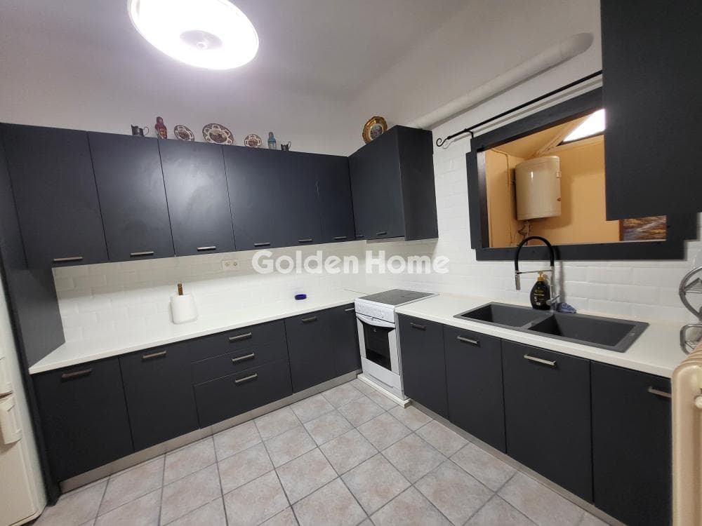Apartment in Filakes - Athlitiko Kentro, Koridallos — Photo 1 of 19