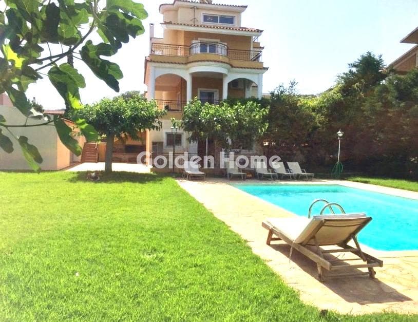 House in Κέντρο, Palaia Fokaia — Photo 1 of 28