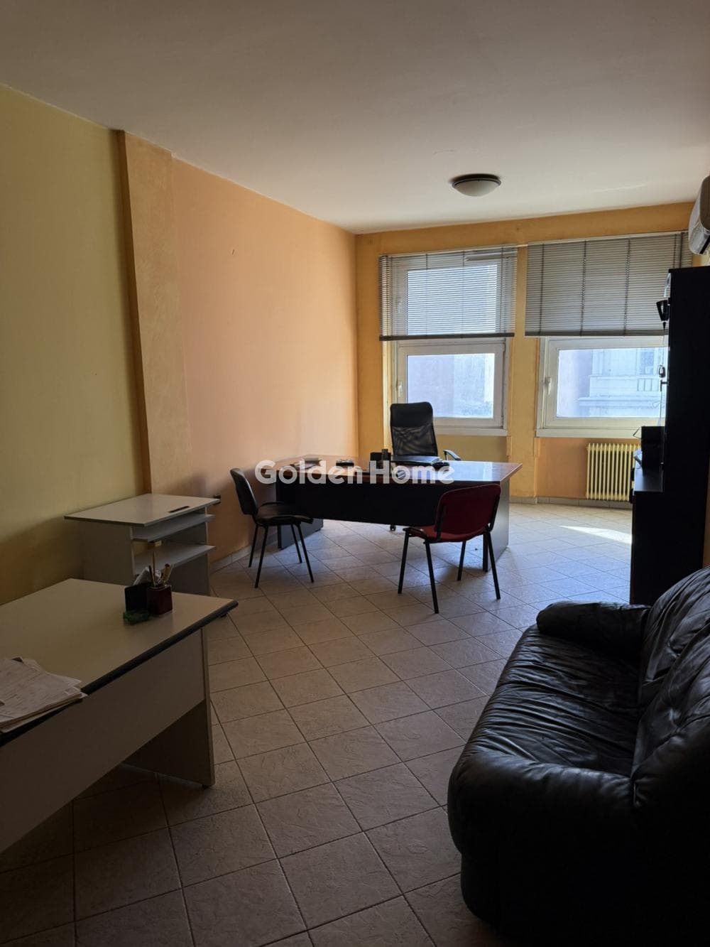 Office in Akadimia, Kentro — Photo 1 of 4