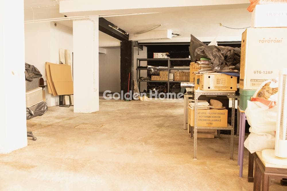 Αποθήκη στην Πλατεία Κολιάτσου, Λεωφ. Πατησίων - Λεωφ. Αχαρνών — Φωτογραφία 2 από 12