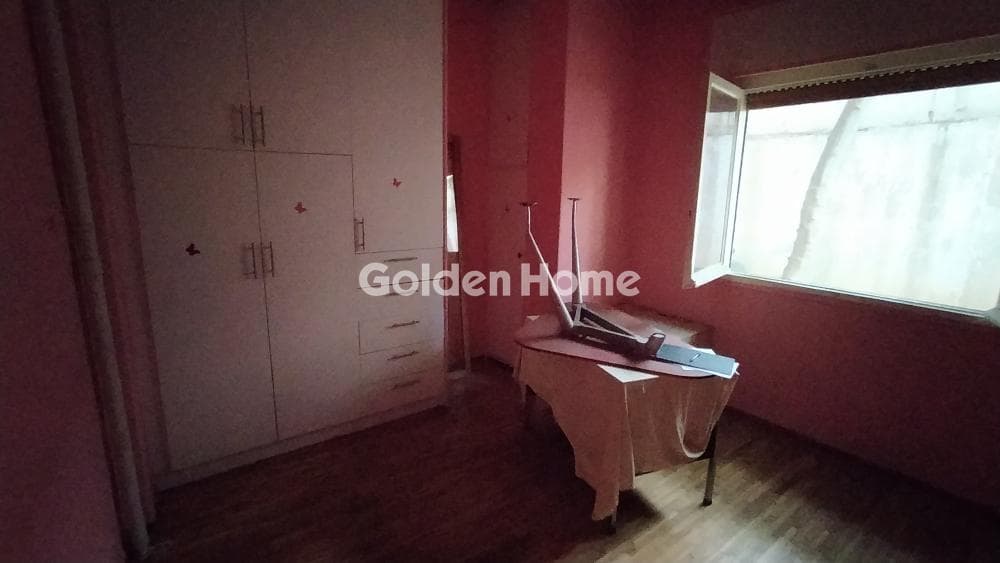 Apartment in Osios Loukas, Patisia — Photo 2 of 10