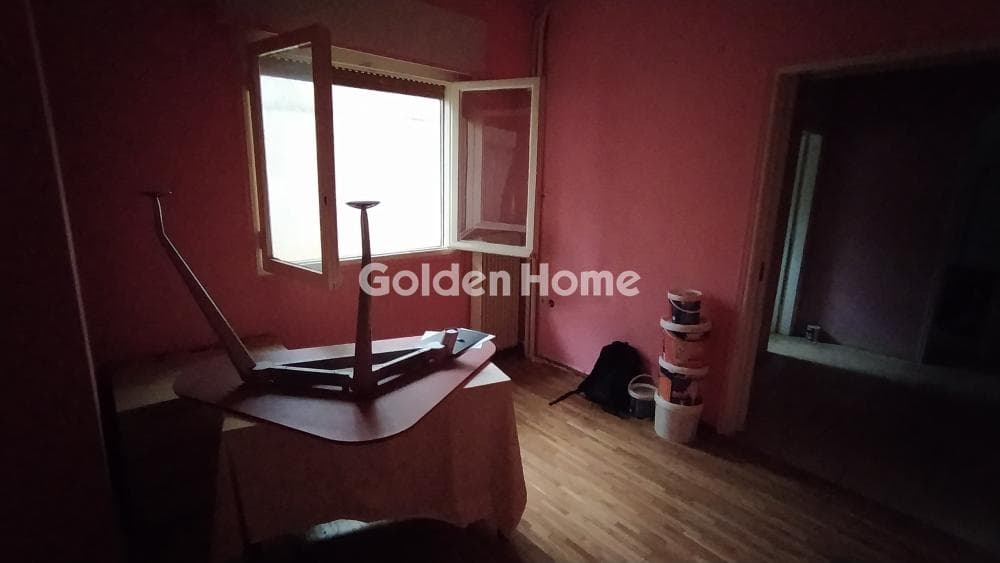 Apartment in Osios Loukas, Patisia — Photo 3 of 10