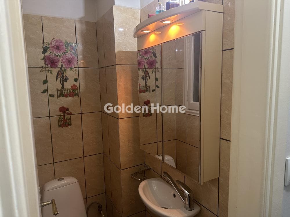 Apartment in Ravenia, Attiki — Photo 9 of 16