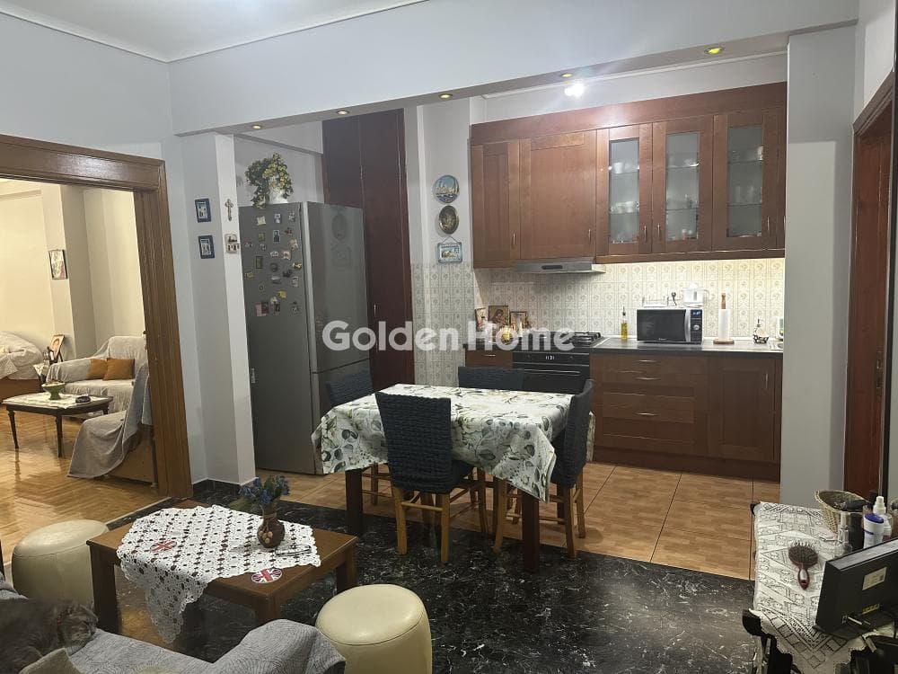Apartment in Ravenia, Attiki — Photo 4 of 16