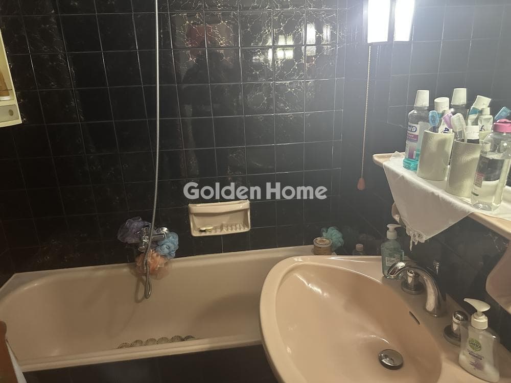 Apartment in Ravenia, Attiki — Photo 8 of 16