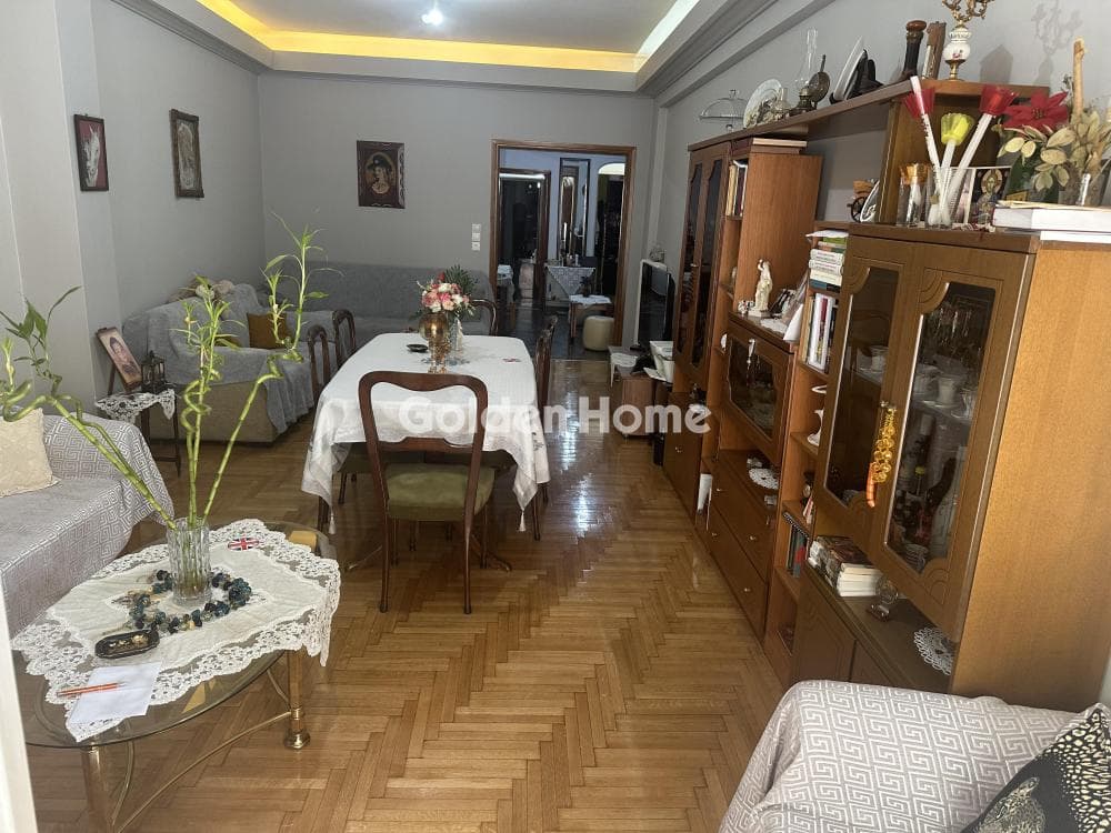 Apartment in Ravenia, Attiki — Photo 1 of 16