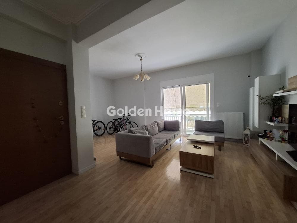 Apartment in Center, Petroupoli — Photo 1 of 20