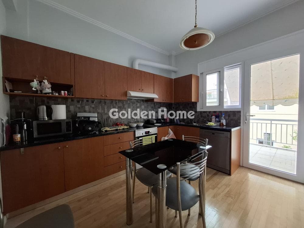 Apartment in Center, Petroupoli — Photo 9 of 20