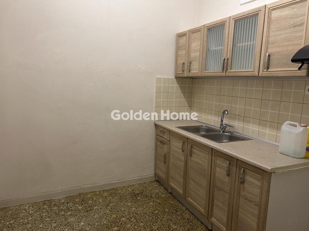 Apartment in Lofos Axiomatikon, Peristeri — Photo 7 of 18