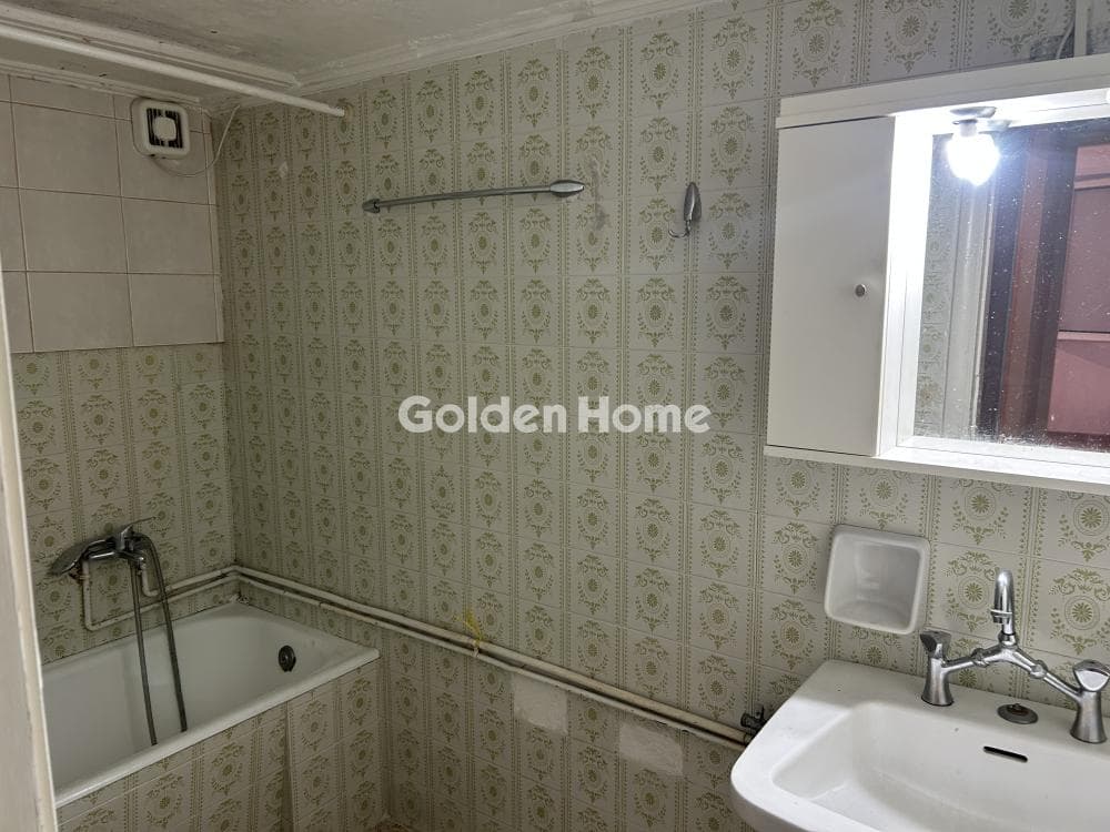 Apartment in Lofos Axiomatikon, Peristeri — Photo 13 of 18
