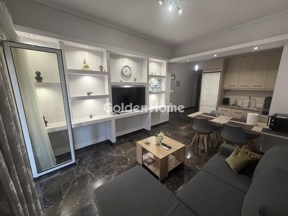 Apartment in Plateia Vathis, Kentro — Photo 2 of 24