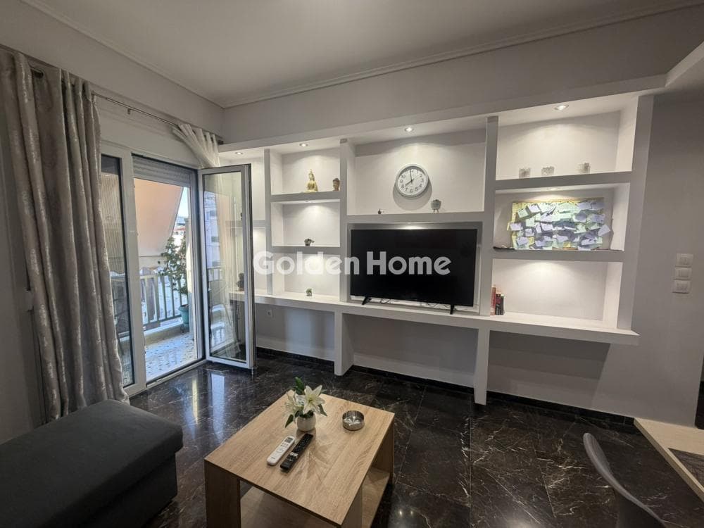 Apartment in Plateia Vathis, Kentro — Photo 3 of 24