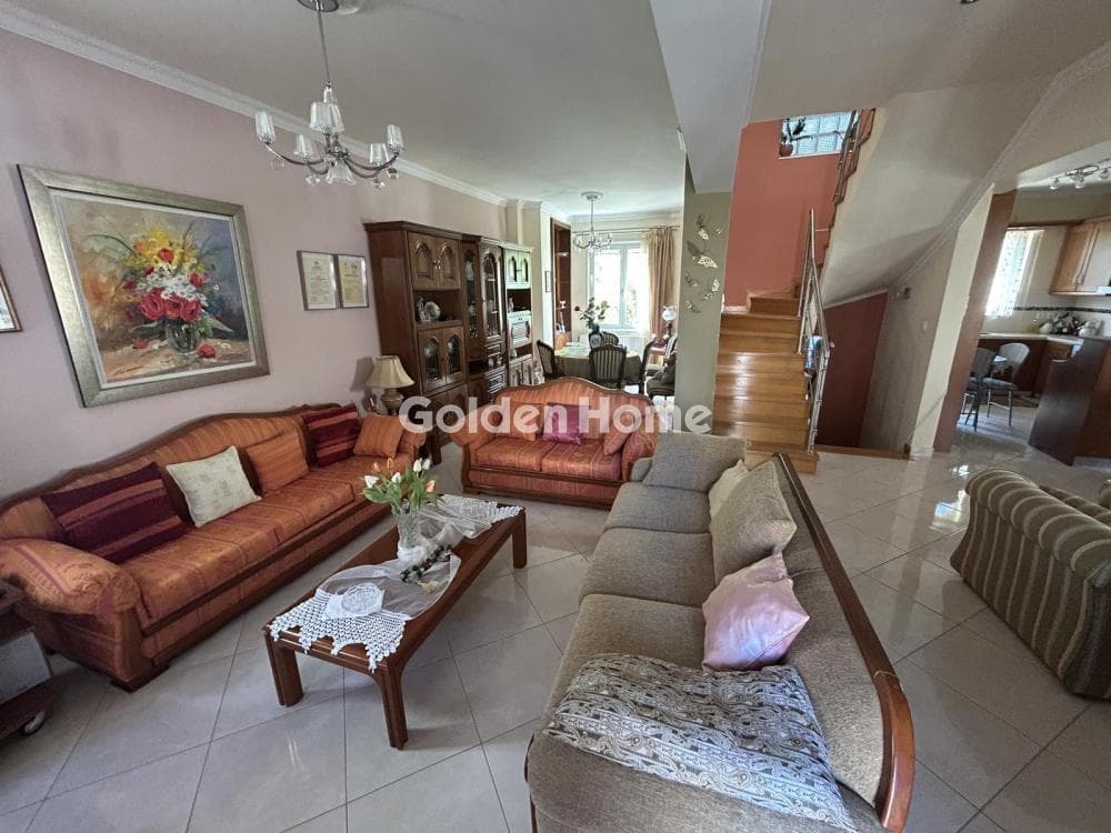 House in Profitis Ilias, Nea Erithraia — Photo 1 of 22