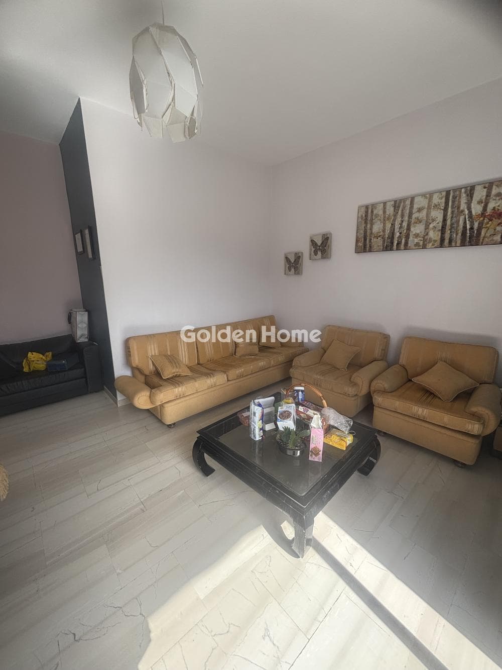 Apartment in Agia Varvara, Agios Dimitrios — Photo 1 of 12