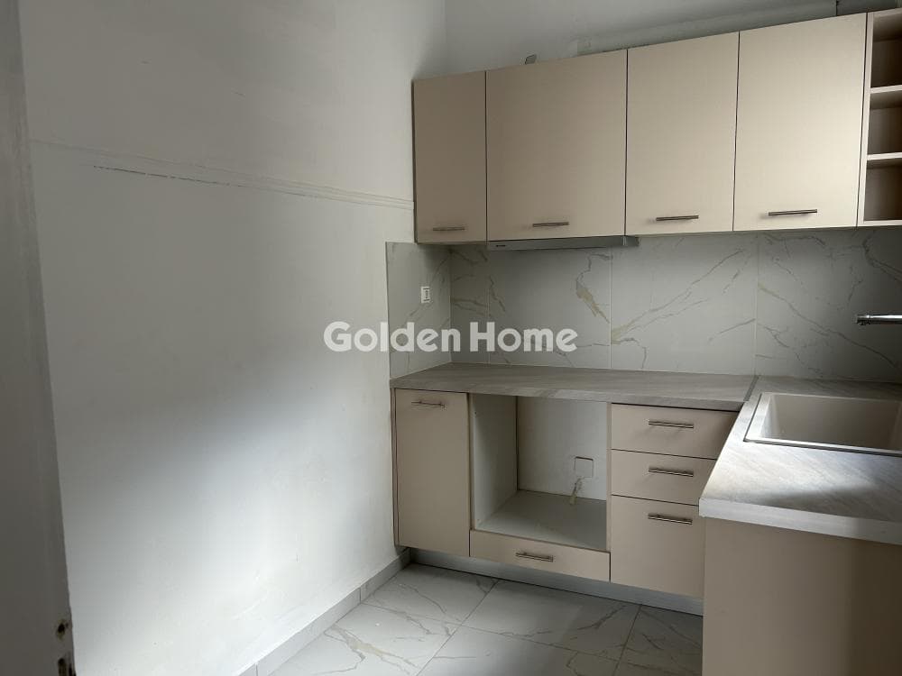 Apartment in Osios Loukas, Patisia — Photo 14 of 21