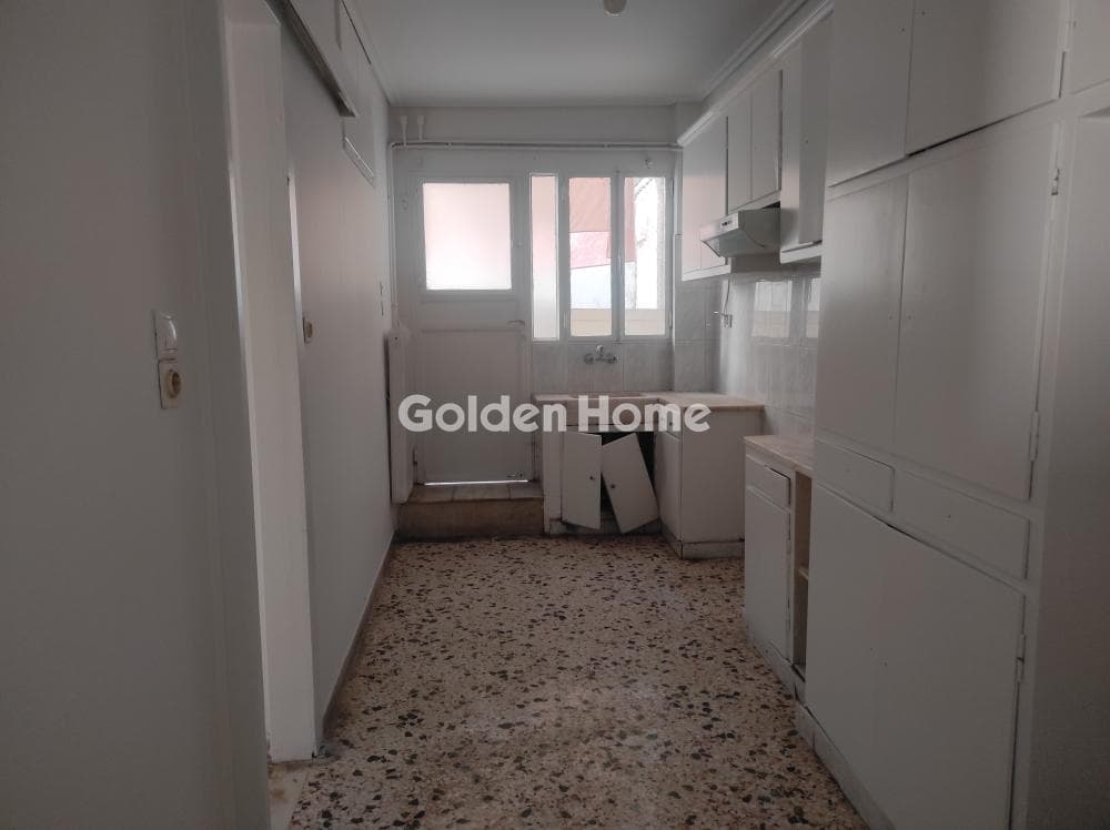 Apartment in Antheon, Agios Dimitrios — Photo 3 of 13