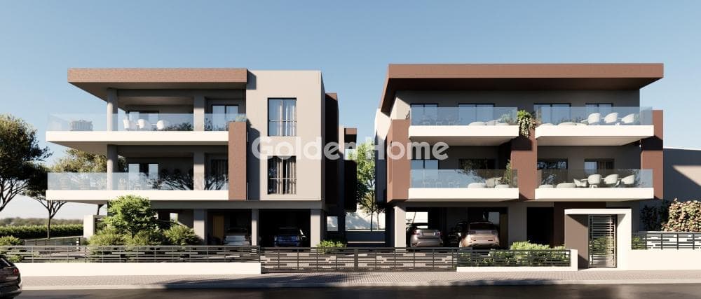 Apartment in Center, Thermi — Photo 1 of 2