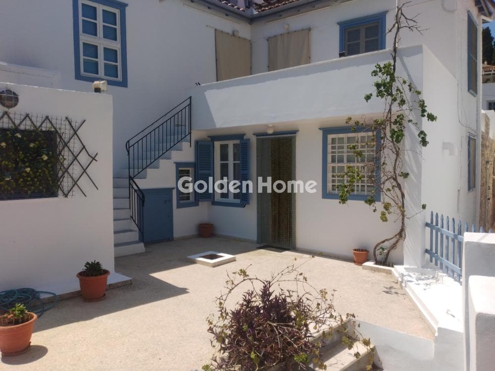 House in Moni Agias Efpraxias, Hydra — Photo 2 of 25