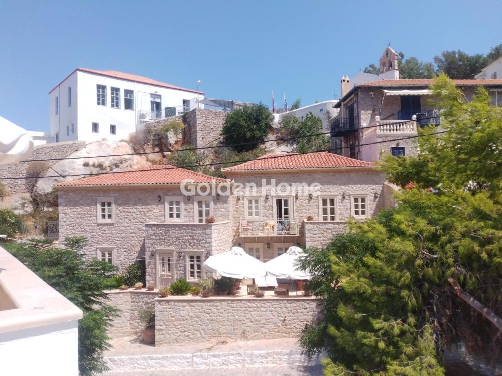 House in Moni Agias Efpraxias, Hydra — Photo 5 of 25