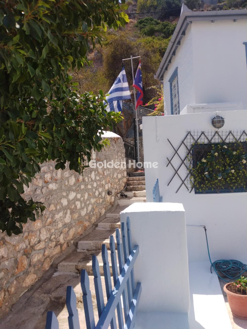 House in Moni Agias Efpraxias, Hydra — Photo 6 of 25